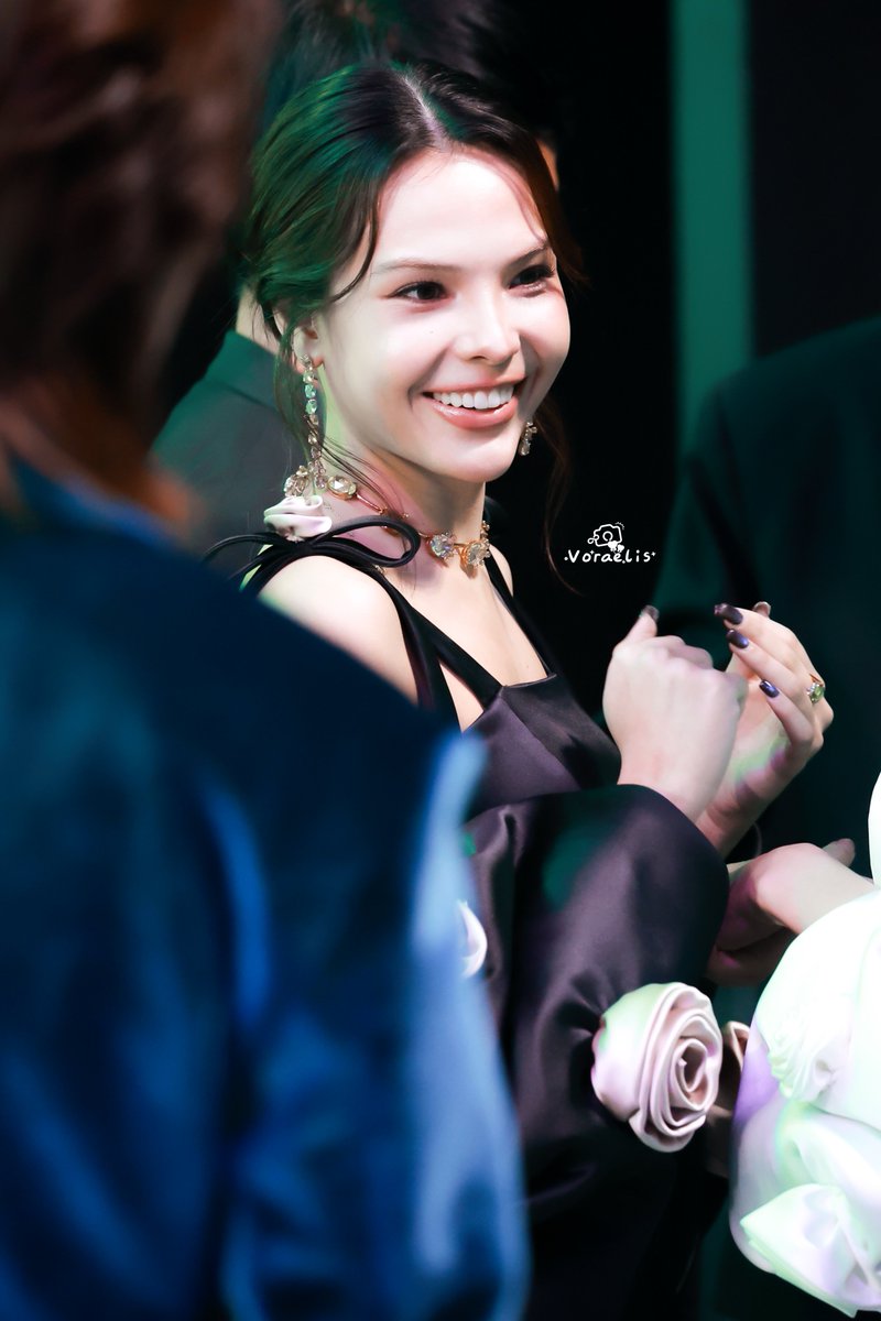 Voraelis's tweet photo. 𝟮𝟱𝟭𝟭𝟬𝟳

LMSY AT IQIYI IJOY

#IQIYIiJOYTH2026xLMSY
#LMSY #ลูกหมีซอนญ่า
#SonyaSaranphat  
#ซอนญ่าศรัณย์ภัทร์ https://t.co/9oiTeuGXNR