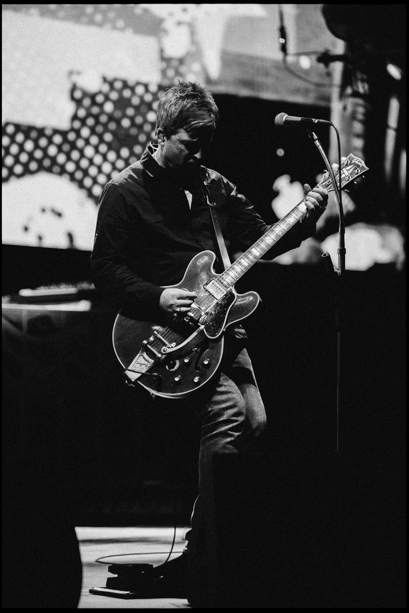 NoelGallagher tweet picture