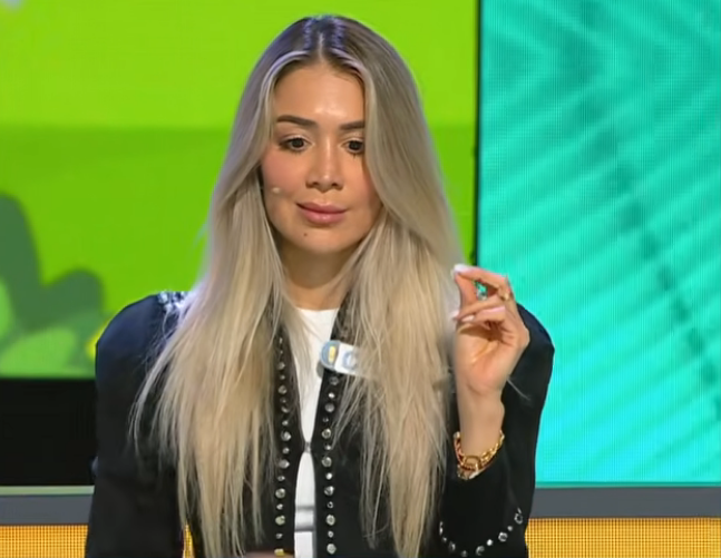 teamchamaof's tweet photo. La Chama 🔥💚 la rompio en Ahora Caigo en TVN
#GranHermano #Chama #AhoraCaigoEnTVN https://t.co/UVdHbiTF40