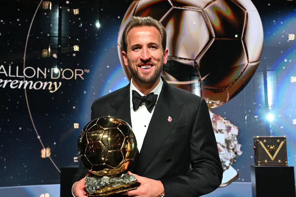 iMiaSanMia's tweet photo. Juventus coach Luciano Spalletti on Harry Kane winning the Ballon d'Or: "I talked about it with my staff and we thought it was right that it was given to him. It was the logical choice given the quality of the player. He has frightening numbers, even though he’s not always highlighted like some other players are. That’s how it should be" [via @footballitalia]