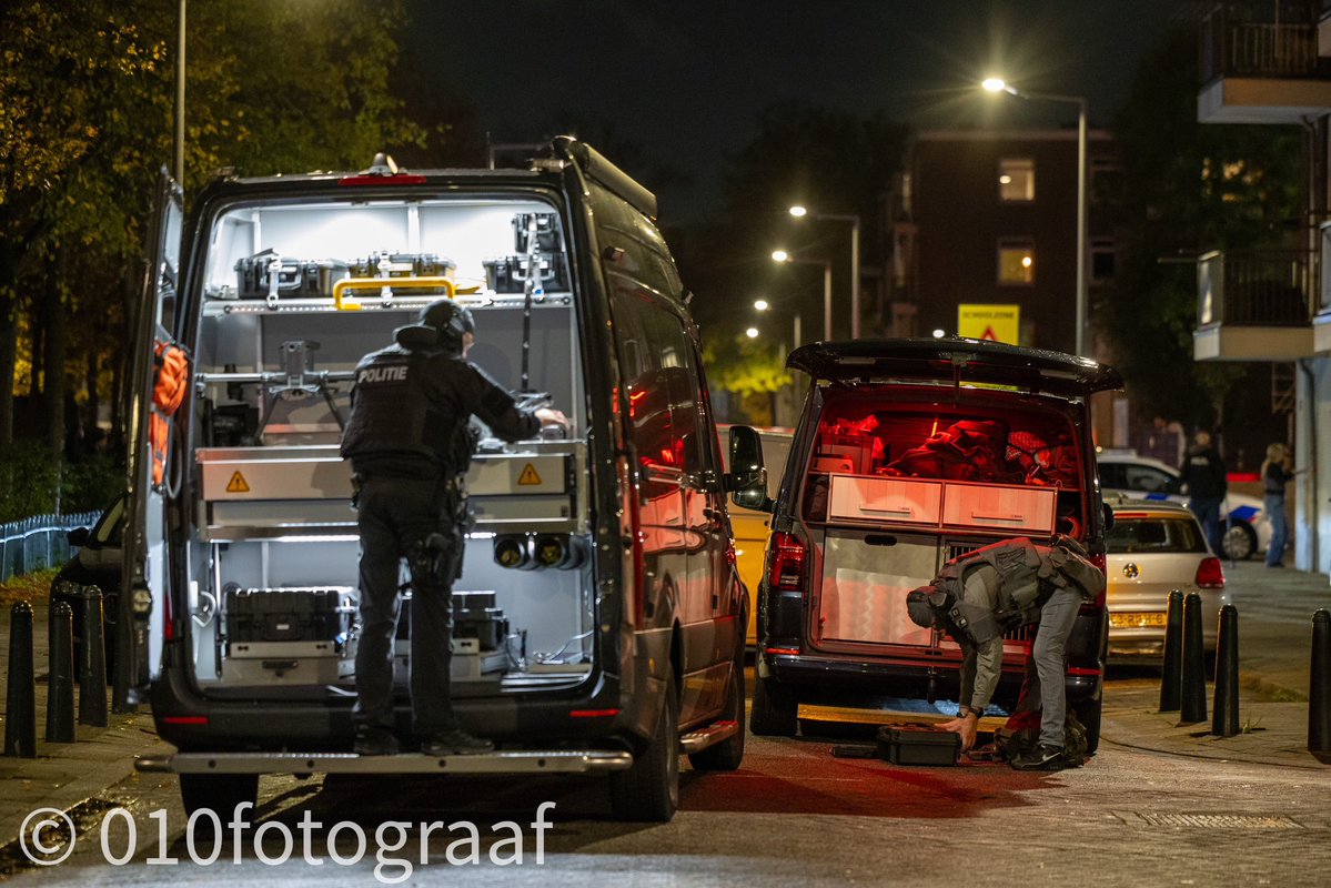 Arrestatieteam houdt 24-jarige man aan in Rotterdam na schietpartij