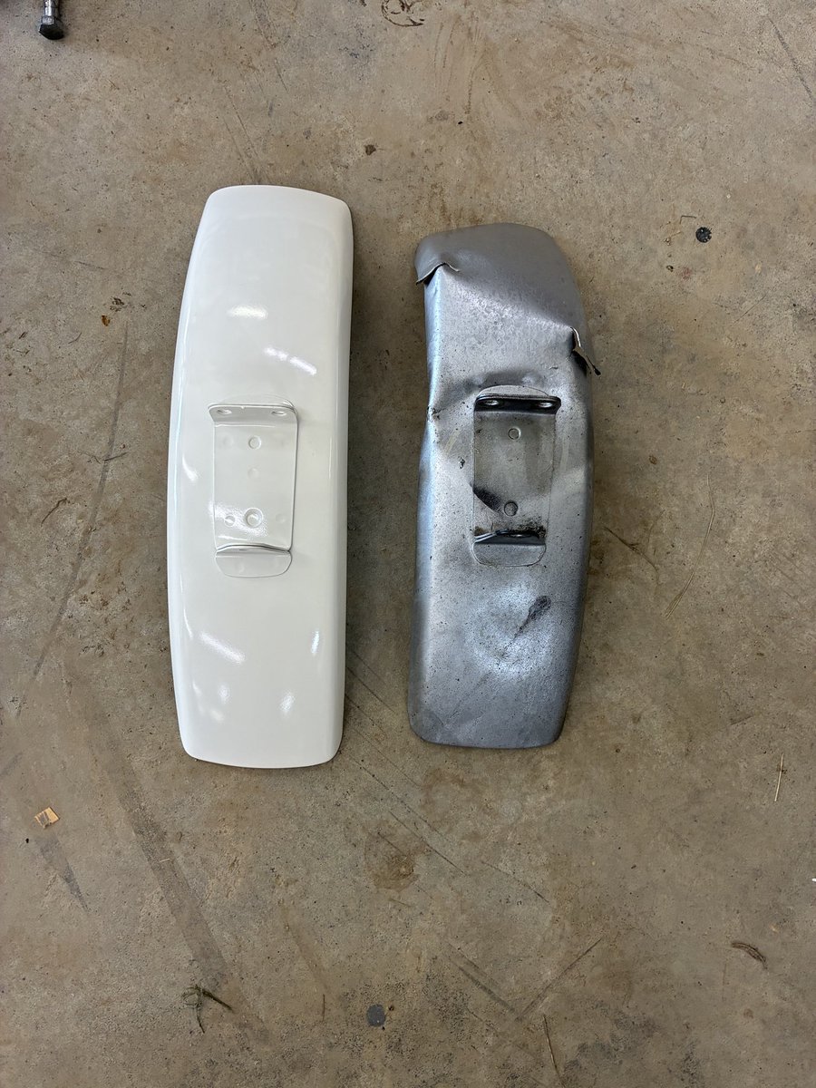 RealRupertX's tweet photo. @partzilla @teamprmx Found me an NOS front fender for my very silly GT80 by @yamaharacingcom Thx ! https://t.co/gkjA6OkwrL