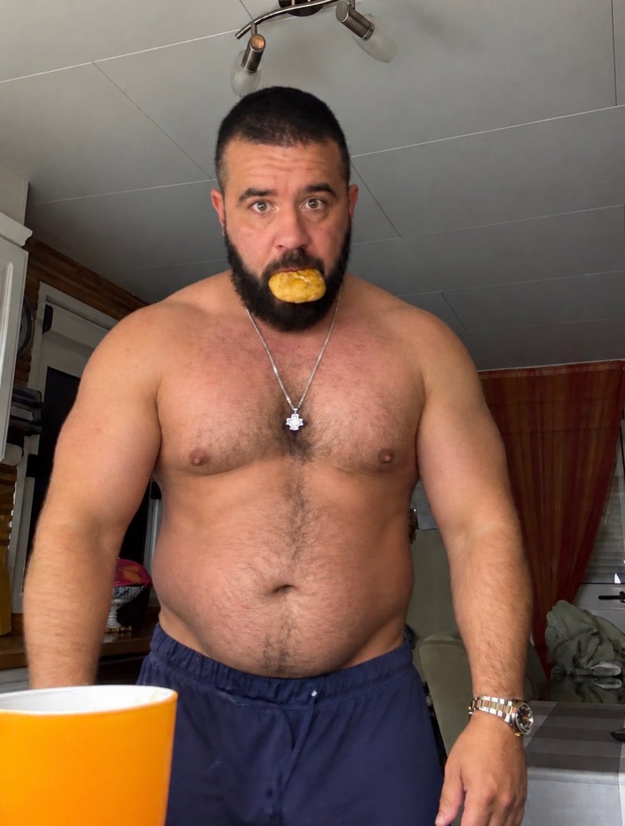 BearDadd1's tweet photo. Something sweet after dinner….😈🐻 https://t.co/IQkEOVr8oB