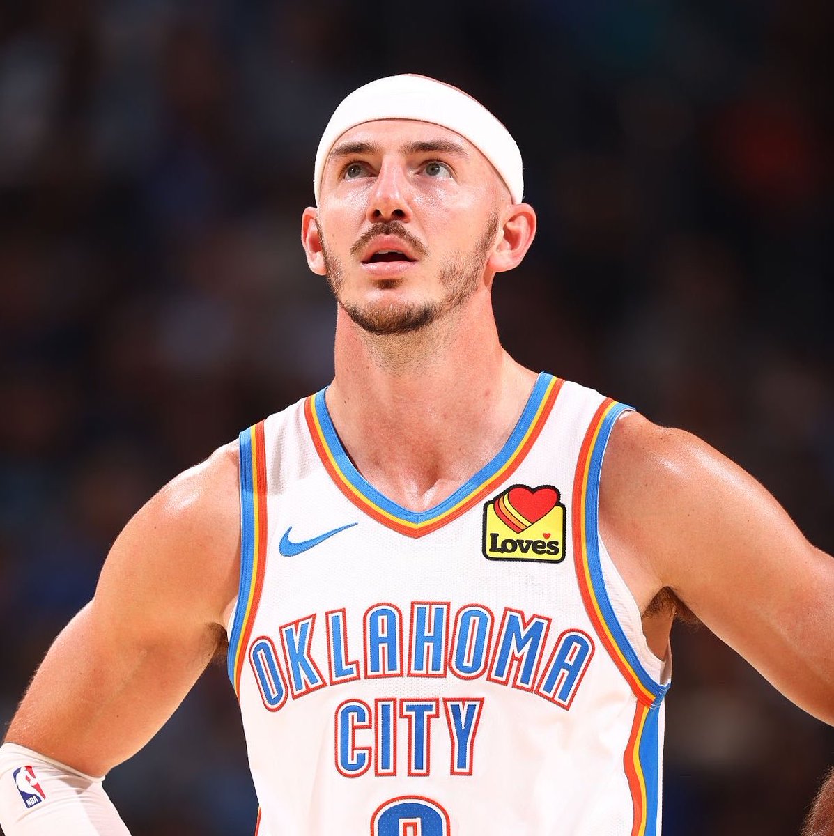 APH00PS's tweet photo. OKC Thunder guard Alex Caruso is expected to miss some time after spraining his ankle last night against the Phoenix Suns, per @ShamsCharania. 

“There’s going to be some level of time he is likely to be missing as well.” https://t.co/9rIvXerOLk