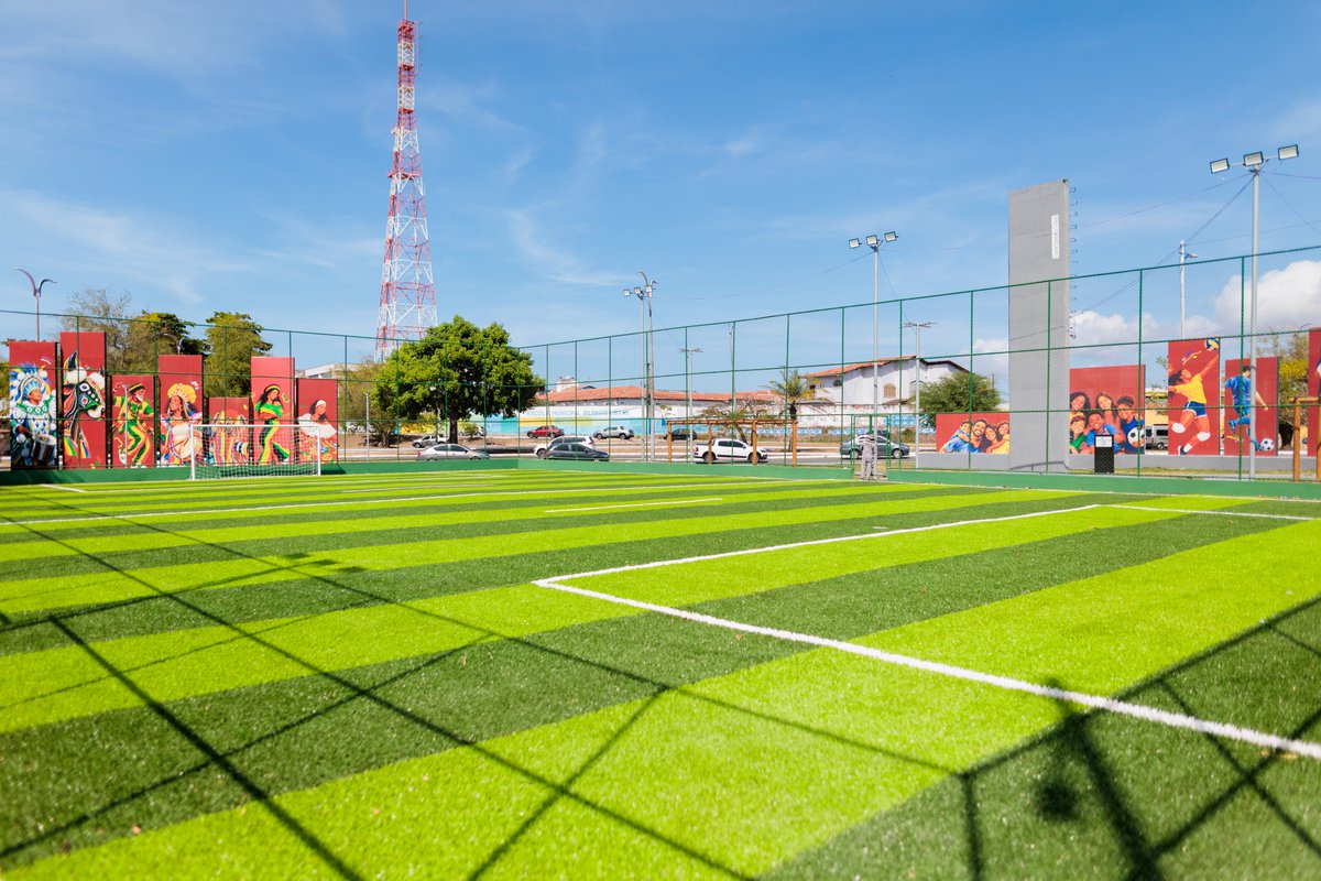 GovernoMA's tweet photo. ⚽ Mais esporte, lazer e oportunidades! São Luís ganha uma nova Areninha Esportiva, ampliando os espaços de convivência e incentivando a prática esportiva para crianças, jovens e toda a comunidade.

#GovernoMA #EsporteMA https://t.co/hZkqKEEvV5