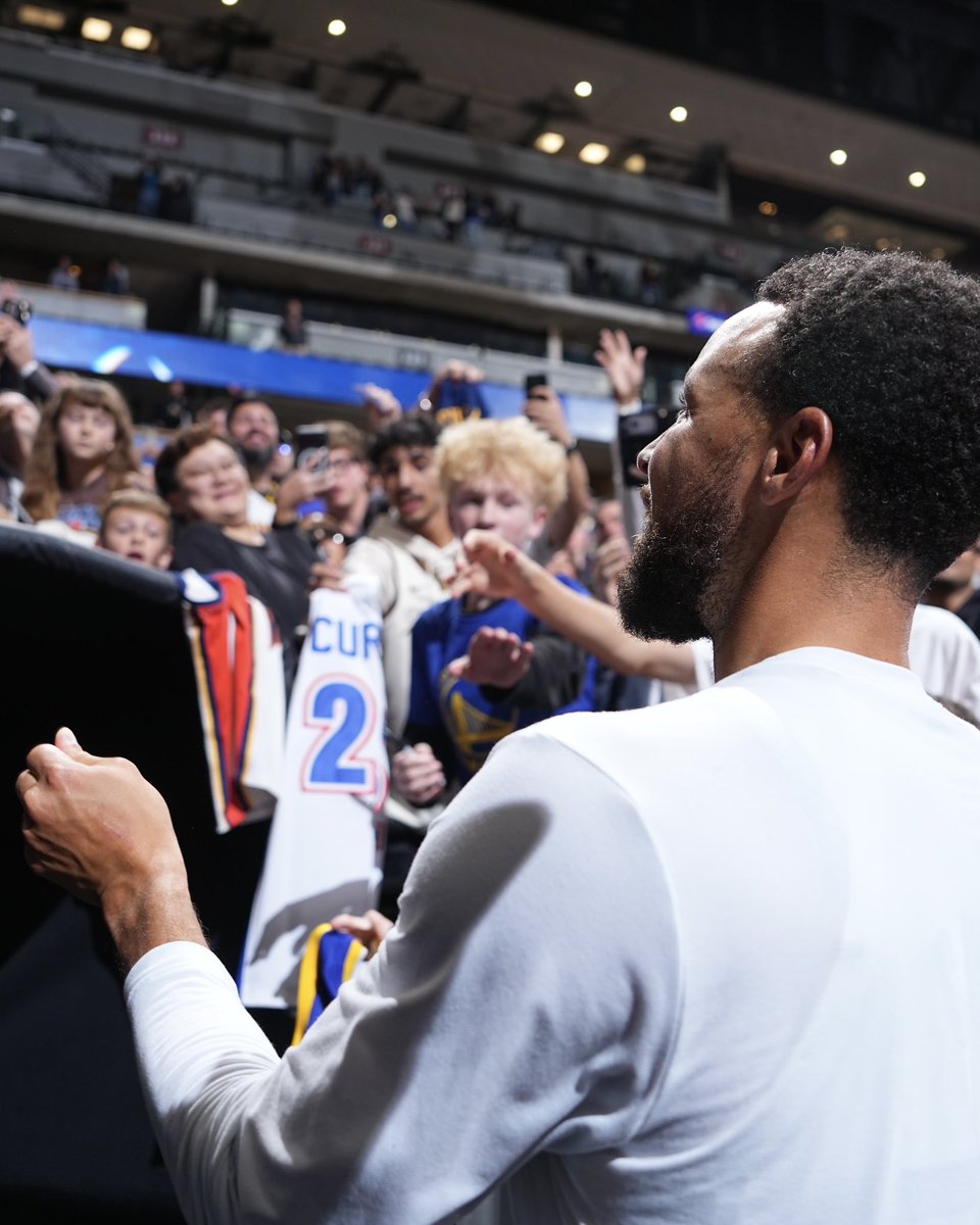 StephenCurry30's tweet photo. First one in the books https://t.co/F4UayNcqAn