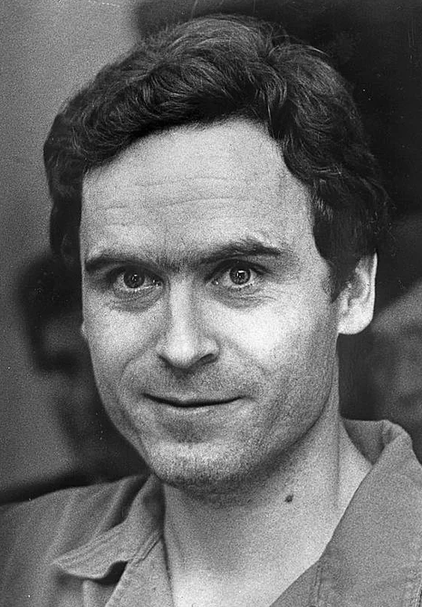 BreannaMorello's tweet photo. 🚨COLD CASE🚨

DNA evidence has just linked serial killer Ted Bundy to another murder from 1974.

17-year-old Melissa Ann Smith in Utah was murdered 52 years.

Smith's body was discovered by a hunter. 

The long-cold case was closed using DNA matches to another Bundy victim and similarities in pattern, motive, and opportunity. 

Bundy, executed in 1989, is confirmed to have killed at least 30 women and girls.