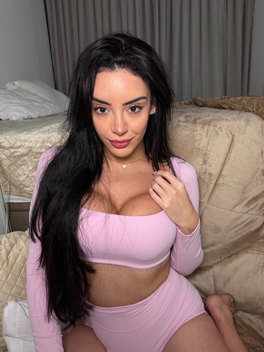 jesscia097's tweet photo. Would you go hard on me? or you treat me gently? 
I'm trans 🏳️‍⚧️ DM me I will reply you https://t.co/213HmnCkLH