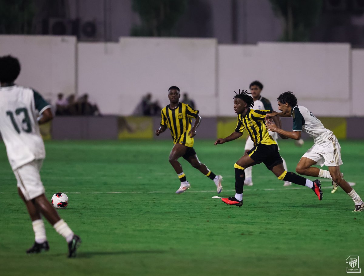 ittihad_fr's tweet photo. ألووو ألووو، مين بيتكلم؟👀📞
ضيوف Yellow يا معلم 🔥👊
#اتحادU18 https://t.co/ZUthJvYm4b