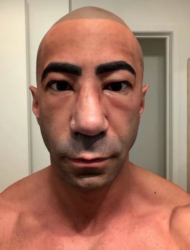 captainsxcap's tweet photo. How ur go to selfie start looking after 6 months https://t.co/UbV71nQlg5