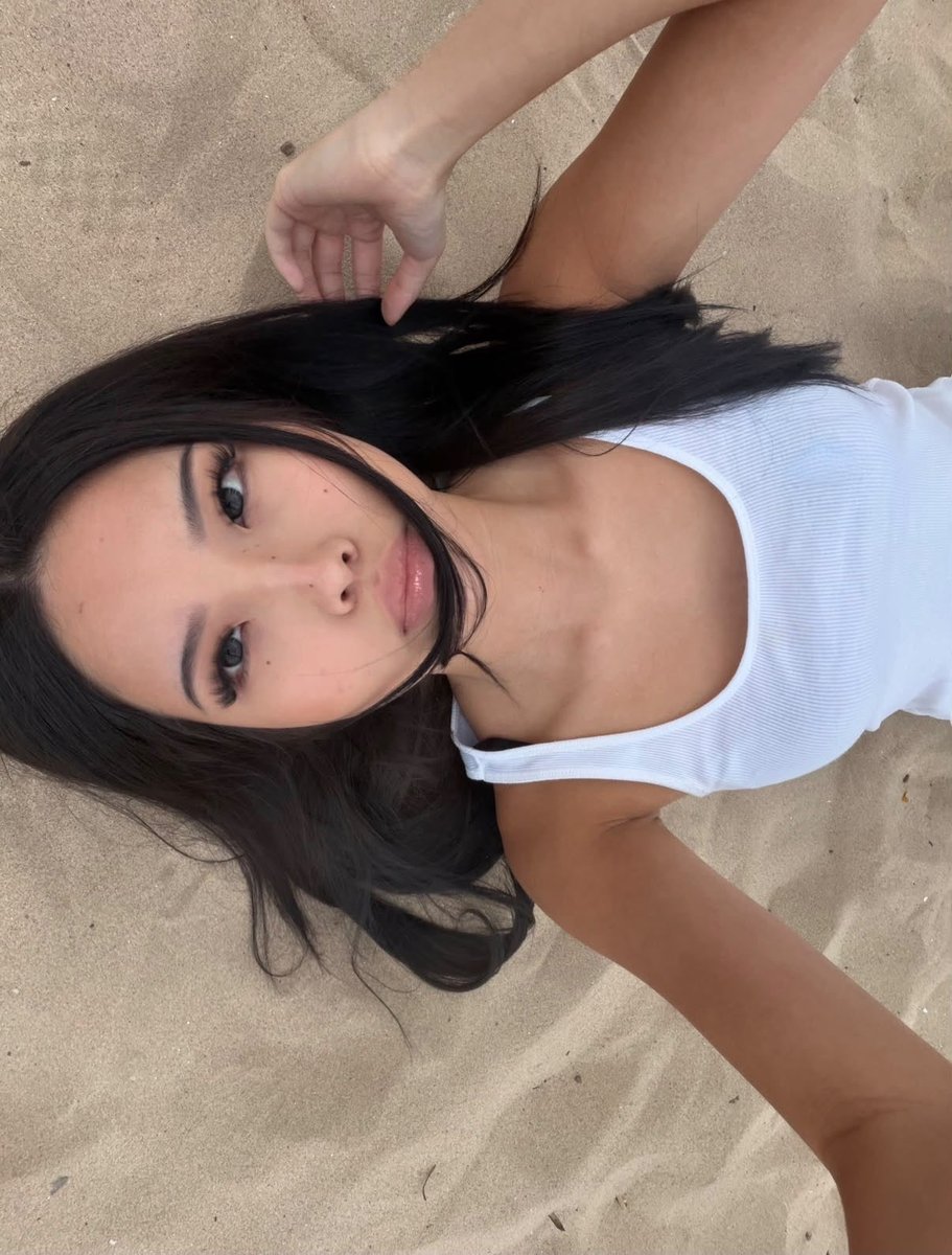 Lilysoluckyy's tweet photo. Do i have to post more? #nsfwtwt https://t.co/4dQbvumg44