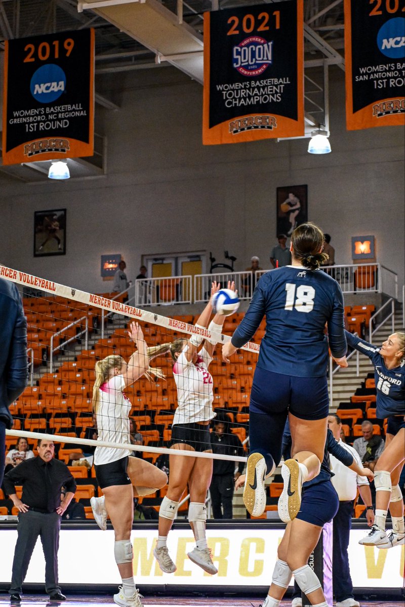 MercerBearsVB's tweet photo. Scenes from set 2!

Set 2 | Mercer 17, Samford 12

#DefendTheDen https://t.co/ELmpQCV5Vy