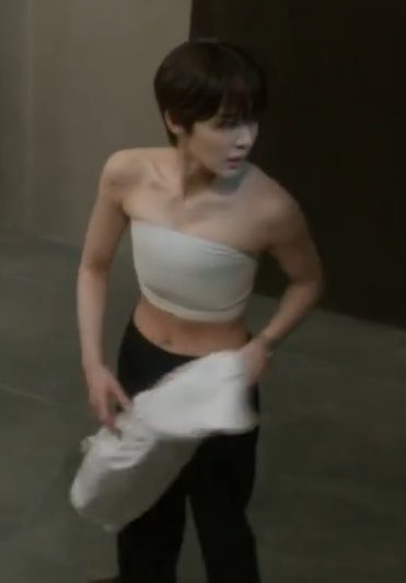 angelswans_'s tweet photo. Guys im bi https://t.co/ZVxo2e4mXi