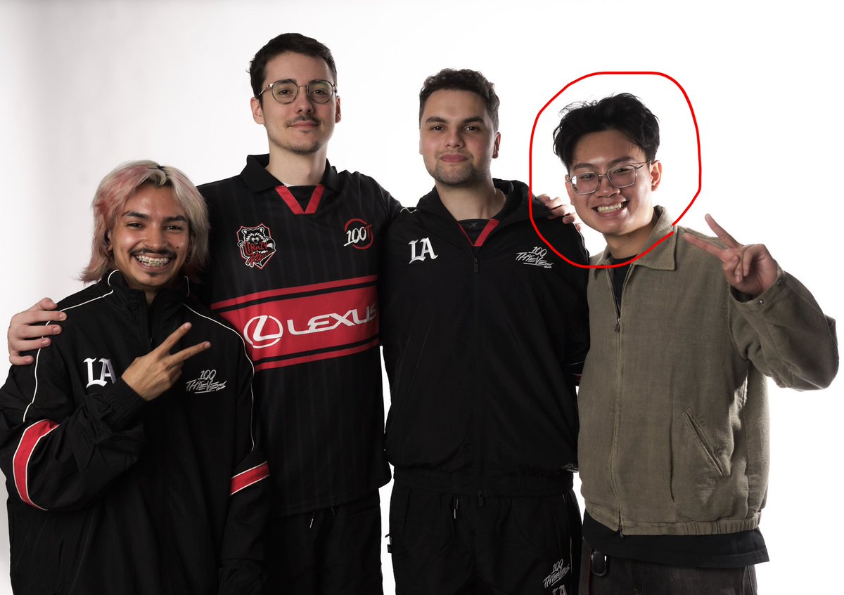100T_Esports's tweet photo. That is NOT @Koyful bruh 😭 https://t.co/7480uK0SYZ