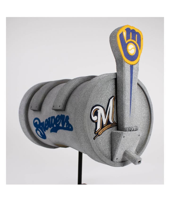 WisHistory's tweet photo. .@Brewers Mania takes centerfield as Crew looks to make history & become #WorldSeries Champions! Both #Brewers items featured here were recently acquired & will be featured in #WIHistoryCenter opening in late 2027! πΈ: Wis. Historical Museum object 2026.12.2 & 2026.44.2 https://t.co/NbsbvyMA6G