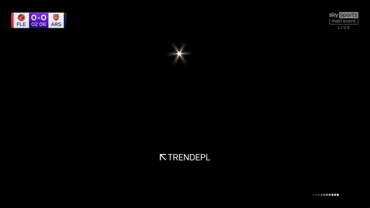 TrendEPL's tweet photo. 🚨🚨 عــــاجــــل 🚨🚨

• إيقاف مباراة أرسنال في كأس الرابطة بسبب تحليق طائرة مسيّرة درون فوق أرضية الملعب! 😨 https://t.co/xt9xCh1Knu