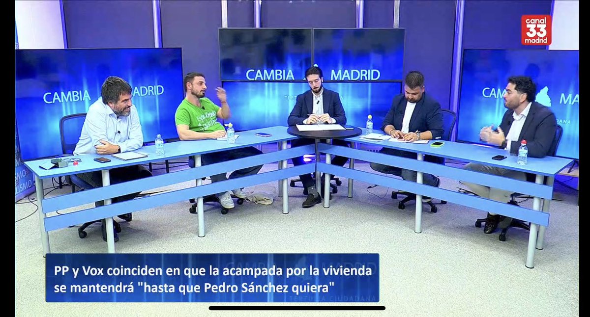 CANAL33's tweet photo. “Sois un fraude y una mafia. El
Partido de los multipropietarios y de quienes quisieron utilizar a unos sicarios para matar a una jueza” @JavierPGallardo en relación a @psoe https://t.co/vVhrbazca2