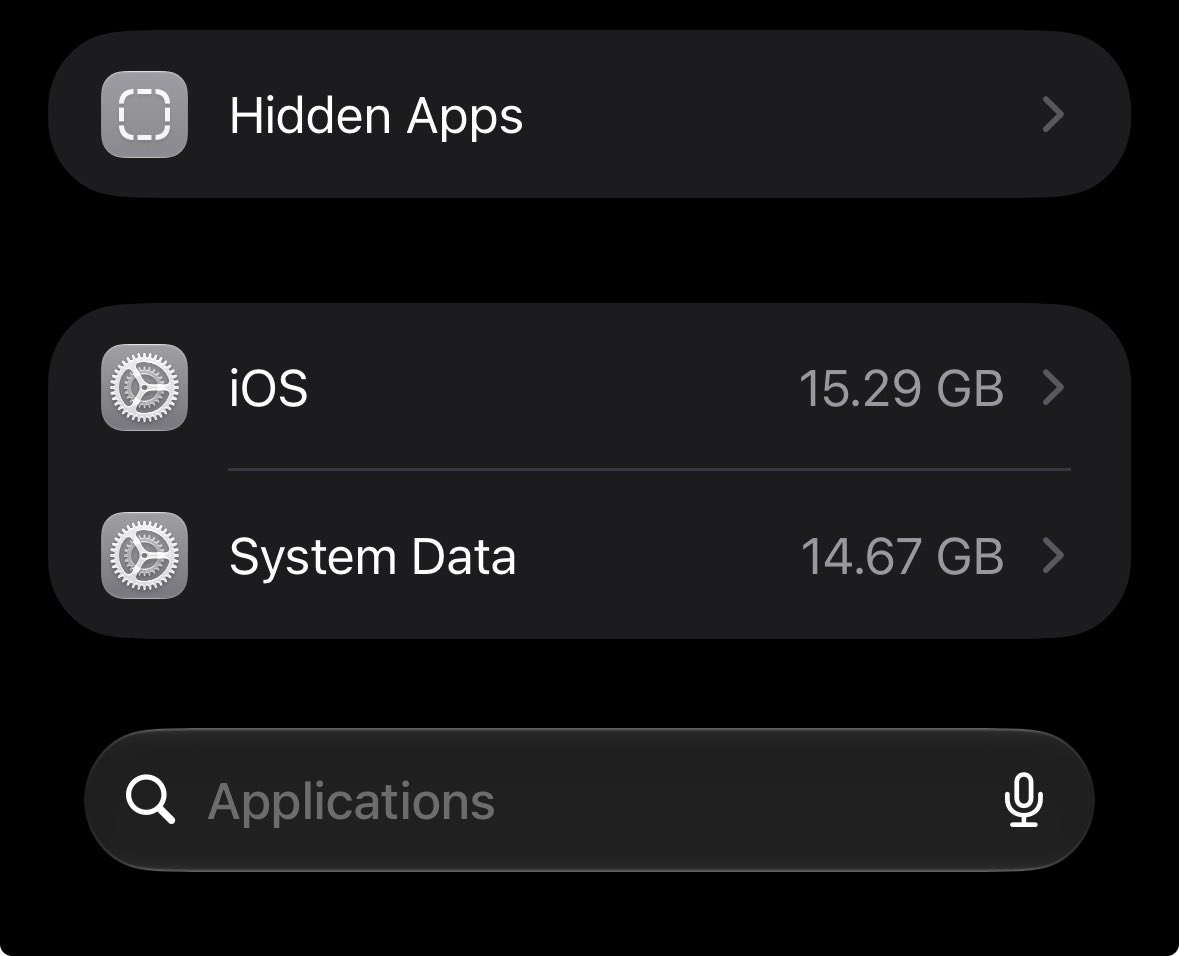 ZeroPretense's tweet photo. iOS 27 vs iOS 27.2 https://t.co/rjkbJwSR3s