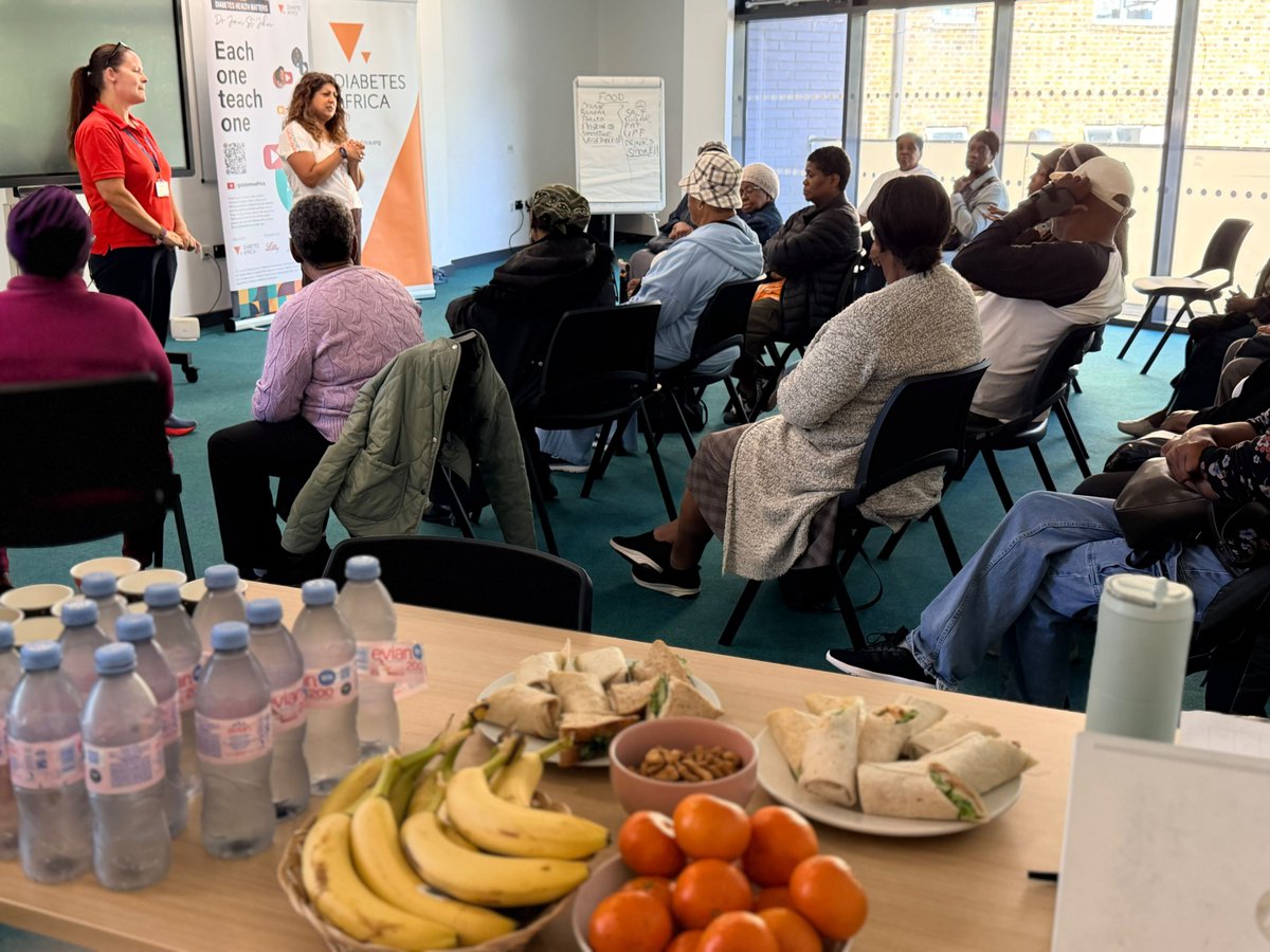 SurreyPhysio's tweet photo. A big shoutout to the amazing Surrey Physio Link Worker Team! 💙👏
Your dedication, compassion, and hard work make a real difference 🙏🏻
#SurreyPhysio #LinkWorkerTeam #CommunityHealthcare #HealthAndWellbeing #MakingADifference https://t.co/UCuq8n4uFd