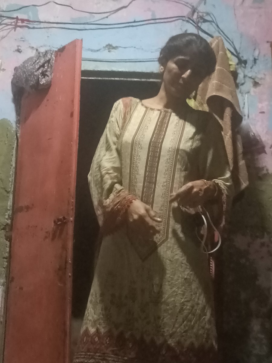 Rukhsanyl7e's tweet photo. My mom Rukhsana ☪️ https://t.co/H9nSoX7ixE