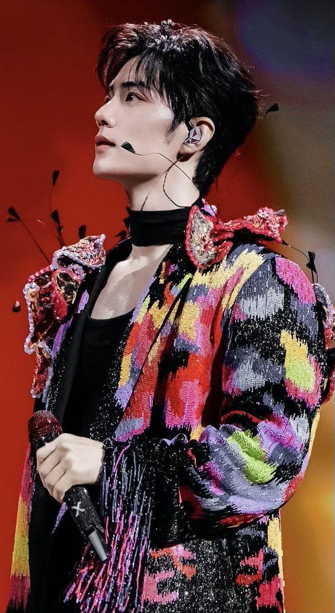 Elizabethswwann's tweet photo. Bjyx is that one yaoi where the younger top is so obsessed with his pretty older bottom that even without omegaverse, you can feel the breeding kink through the screen. https://t.co/lSZrFQHwKT