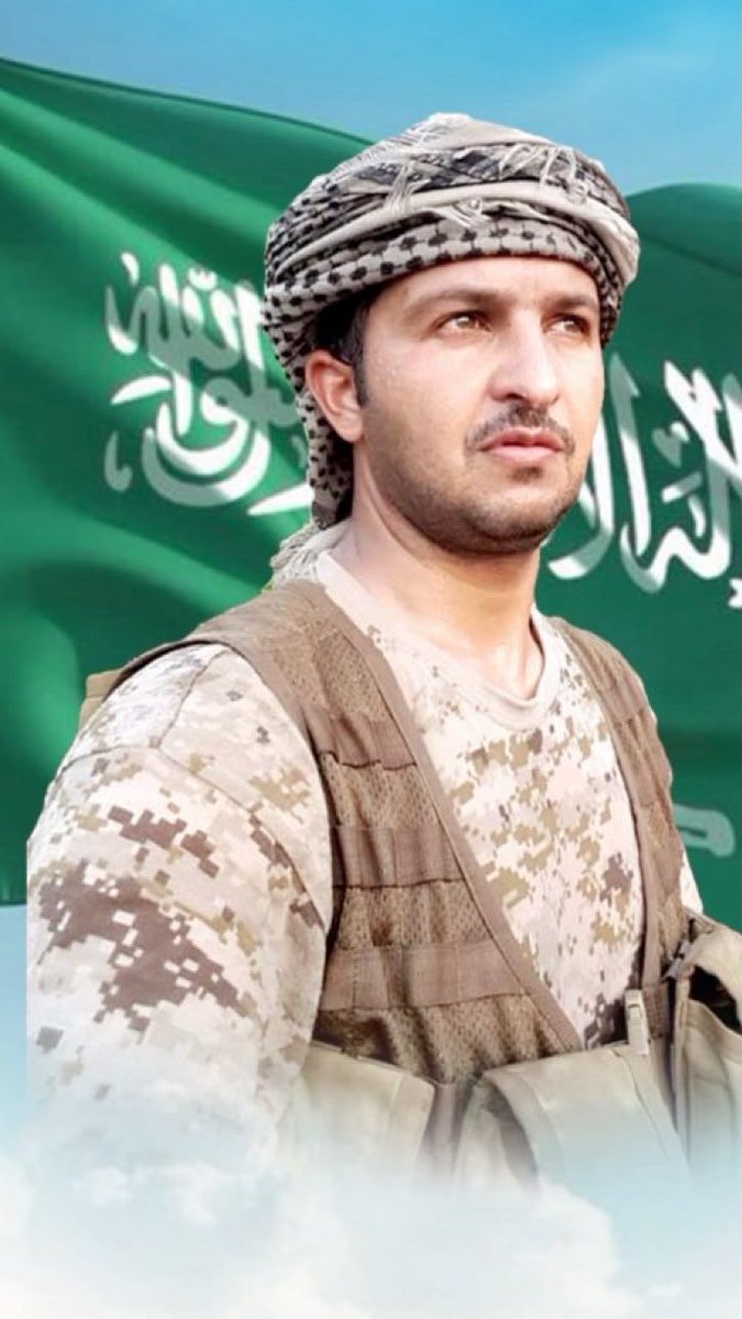 MM20SS30BB's tweet photo. البطل إبراهيم بادي الزهراني، الذي أُصيب ببتر في قدميه بسبب انفجار "لُغم" 
والبطل جار الله العمري الذي فقد كذلك ذراعيه في إحدى المهمات بالحد الجنوبي 

هؤلاء هم أبطالنا وفخرنا 🤍🇸🇦 https://t.co/fNS8MWovZ7