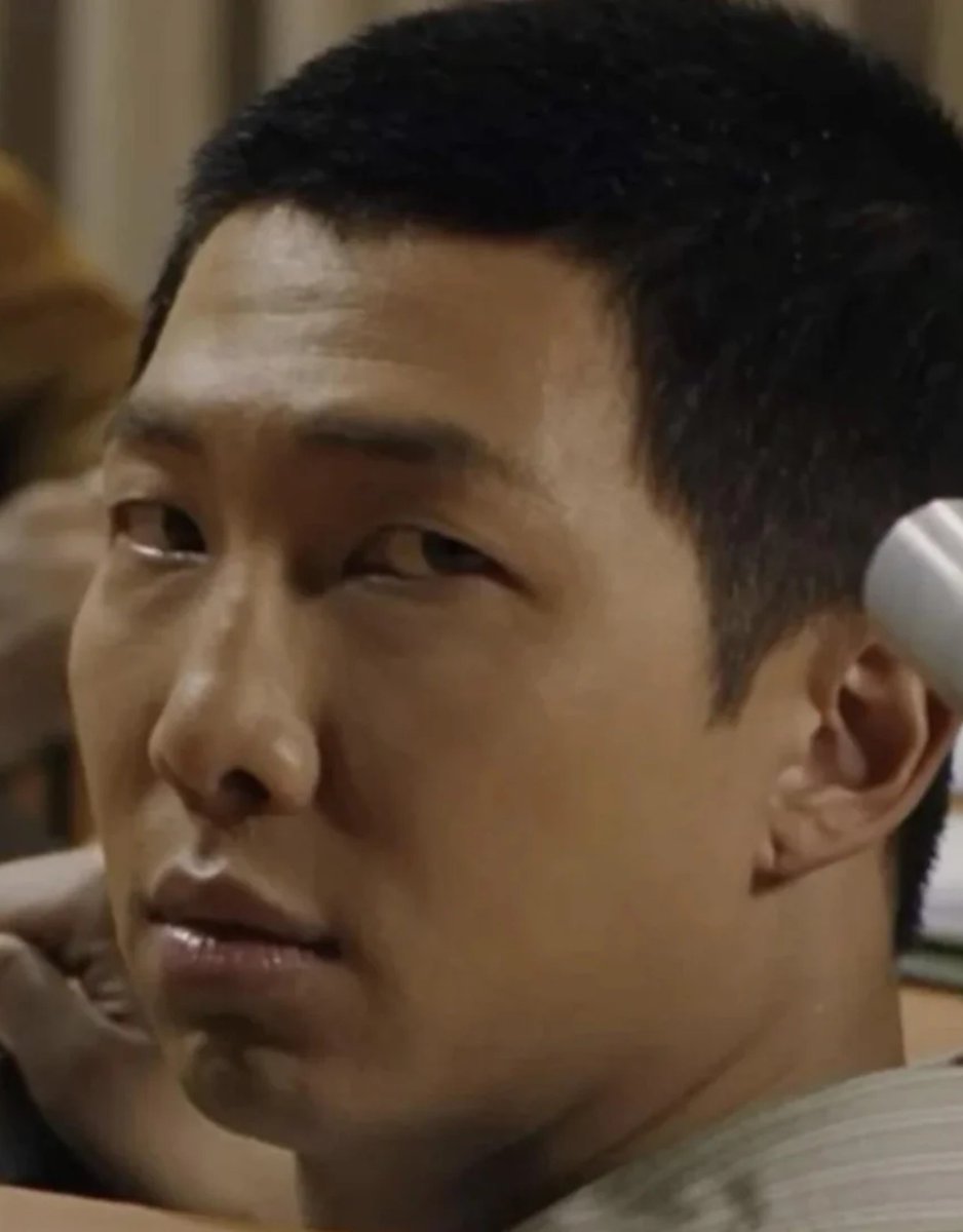 karmaster_1's tweet photo. Since likes are private, can we all agree that RM's the ugliest kpop idol ever - https://t.co/fgGCmeK3ZI