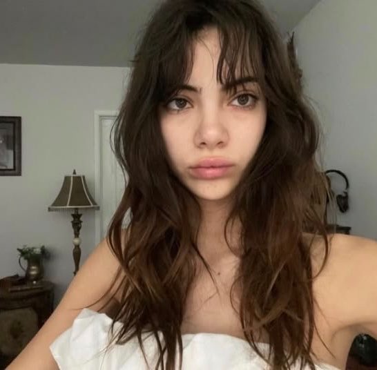 d1anaee's tweet photo. thanks netflix for introducing Sara Boustany https://t.co/xhzitiF9hp