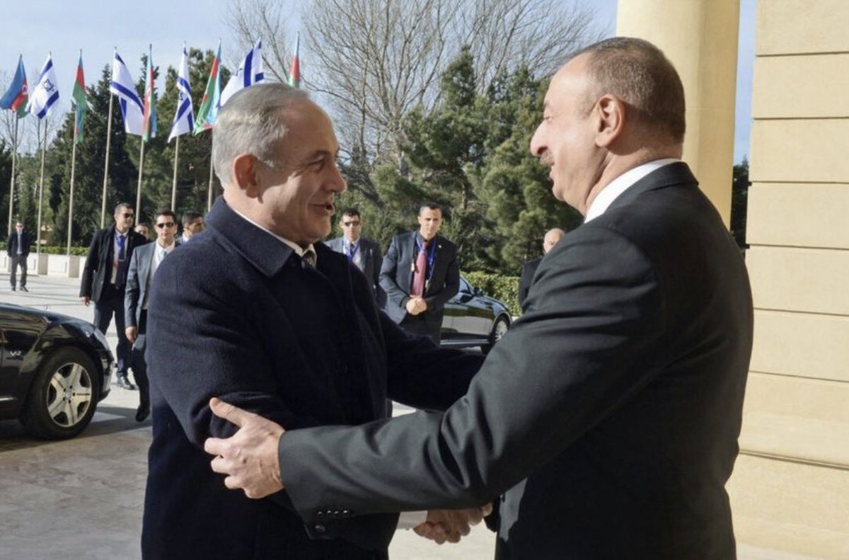 mucazat_'s tweet photo. Geçmiş olsun. Dostunuz Netanyahu İsrail’de seçimleri kaybetmiş.
Darısı inşallah sizin başınıza @presidentaz 🤲 https://t.co/FHlC0djpNj