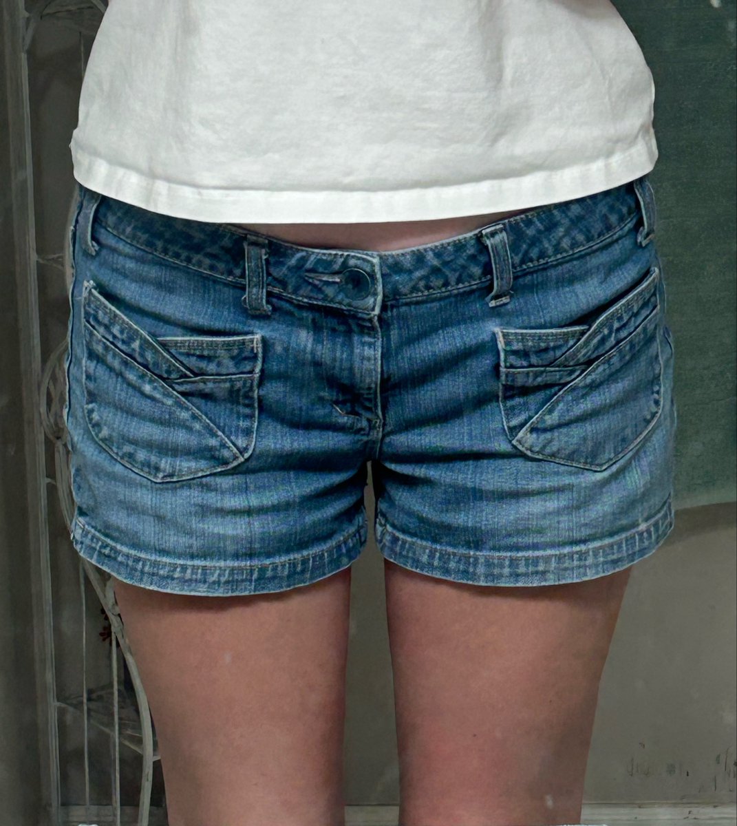 littldiary's tweet photo. no scale so i have to depend on pics </3 august vs right now https://t.co/m06HjpAjpg
