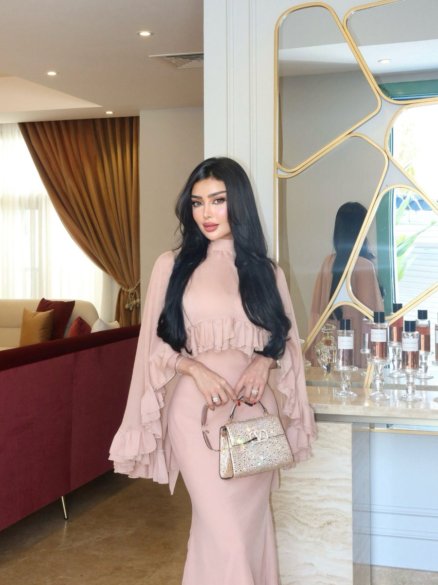 ItsMax30's tweet photo. مروج الرحيلي ✨️💞 https://t.co/QB0puP7rBk