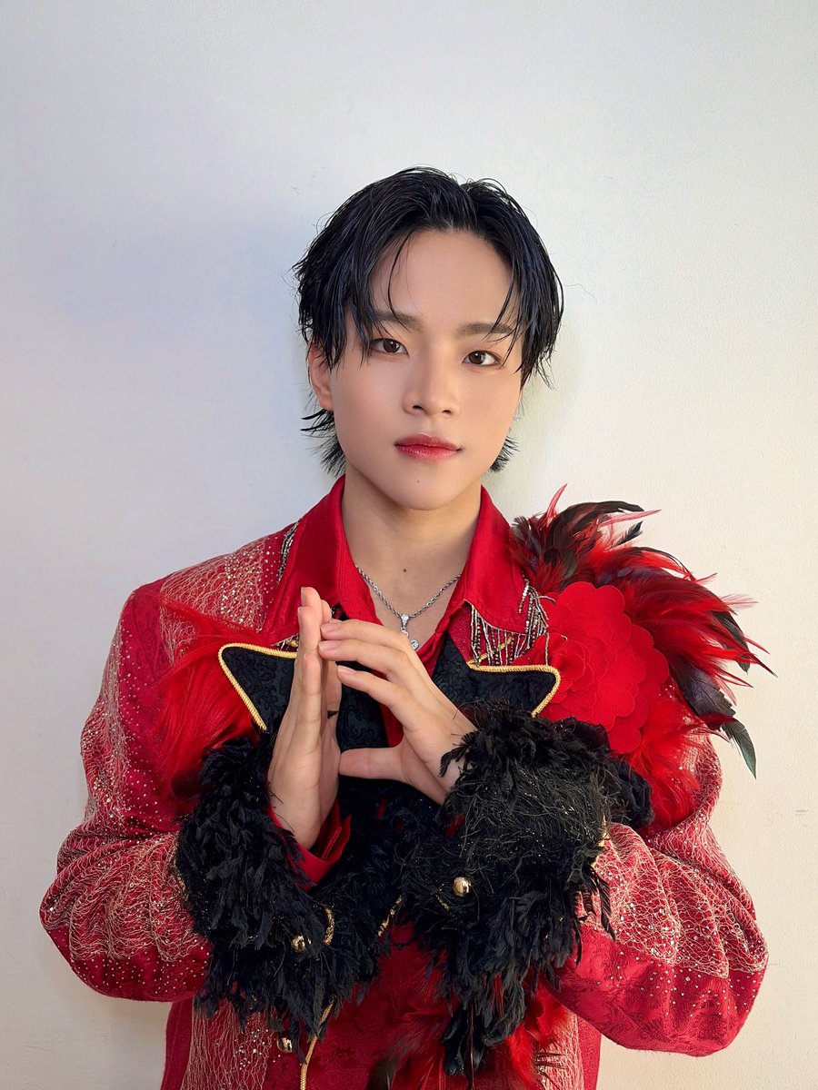 Lienel_official's tweet photo. ＼ 🌱 #DayDay. 🌱 ／

メジャー2ndシングルより
#Lienel「 愛のダバダ 」
パフォーマンスを披露しました🌹✨

#武田創世 （たけだそうせ）
埼玉県出身
2009.4.3 / 17歳
メンバーカラー🧡

Netflixシリーズ「ダウンタイム」出演🎭
https://t.co/tocgAOsl79 

@ntv_DayDay
#朝も元気にダバダ中
#リエネル_愛のダバダ