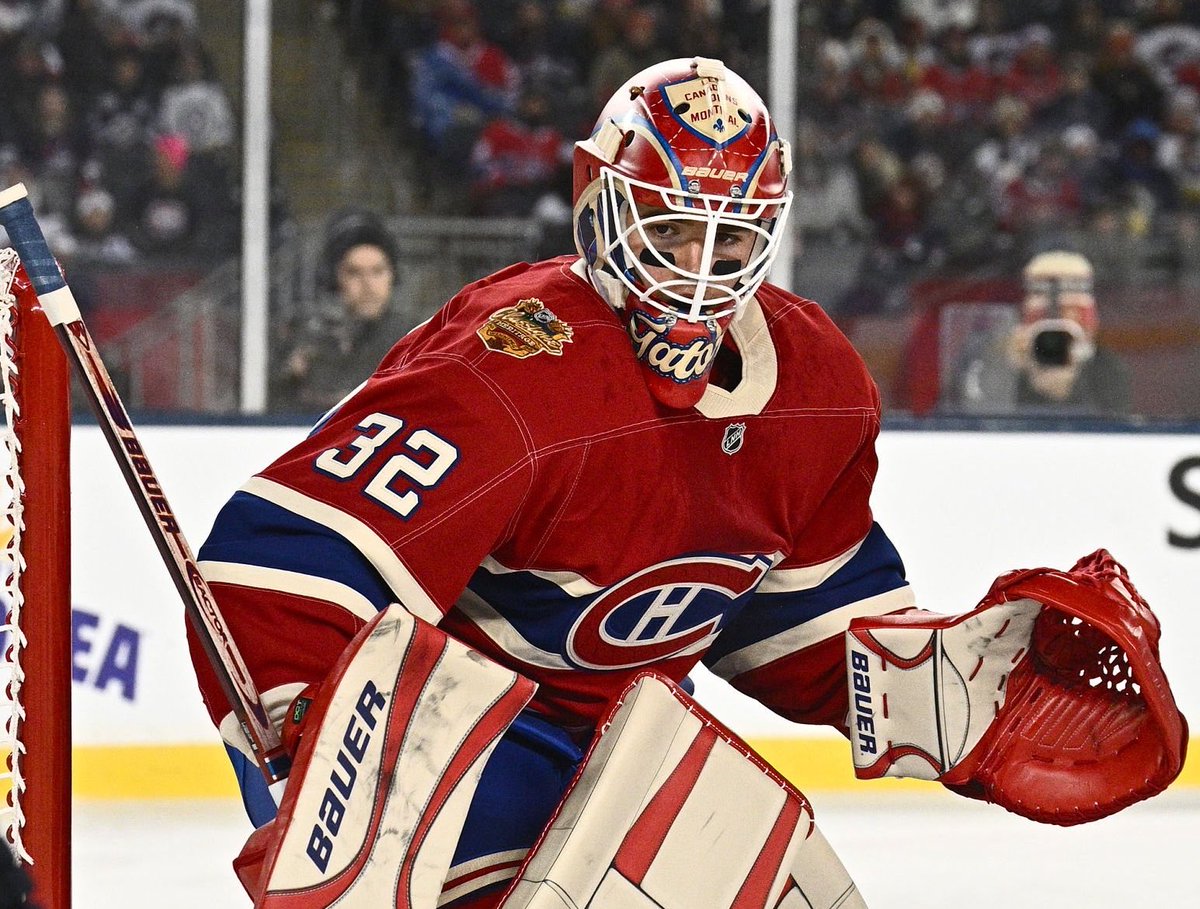 puckempire's tweet photo. Jacob Fowler is undoubtedly the Calder favourite right now. Hell, might be the favourite for the Vezina too.

6-1.  .942 SV%, 9.2 GSAx. Insane start to his rookie campaign. https://t.co/8pdDKKmPHQ