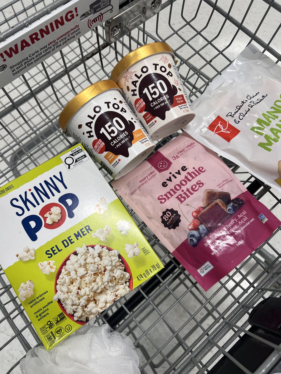 otterexia's tweet photo. grocery hauls today 👀 i bought skinny pop twice https://t.co/VISqsursF4