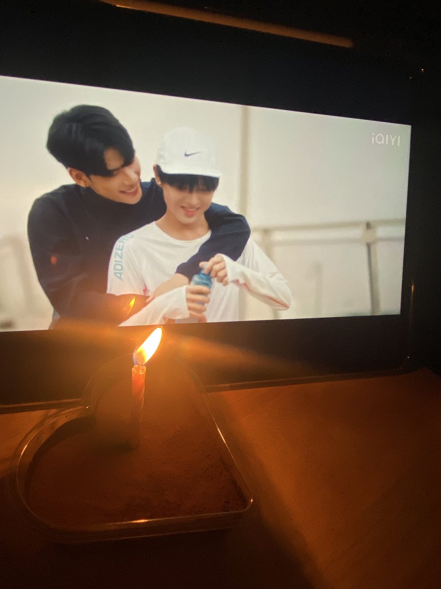 sszsstarr's tweet photo. HBD to mee 🎂🩷 พรข้อเดียวที่อยากขอ คือขอให้ได้รักเหนือโต้ไปนานๆเลยย <3 https://t.co/bpDmQQoBW7