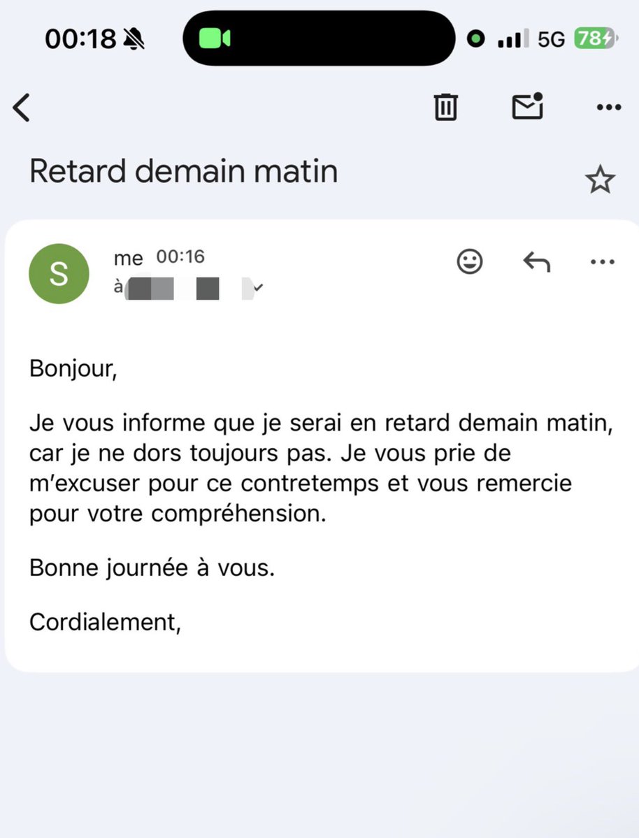 lya_sll's tweet photo. Et puis j’ai dis bonjour et bonne nuit à 00h… https://t.co/ruj1Ltwdk8