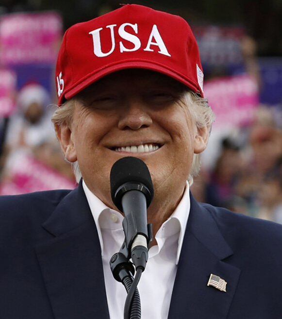 questiona_te's tweet photo. 🇺🇸 | EUA acabam de oferecer VISAS para toda a família de Flávio Bolsonaro.  

Flávio está sob a proteção de Donald Trump. https://t.co/Up4vQiMwmW