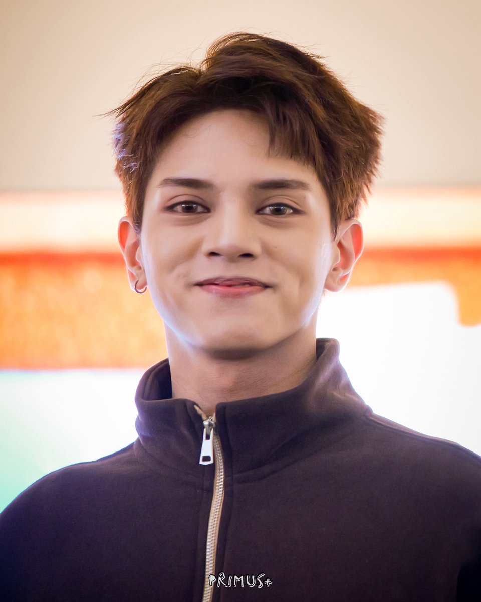primusplus's tweet photo. 261003 📸 DAY ONE ELEVEN

au idea: isa kang pro photographer at di ka pwede ma-in love sa idol na pinipicturan mo, pero halata naman sa ganda ng mga kuha mo... hulog na hulog ka na.

DO OR DIE OUT NOW 
#DAYONE_DOD
 
#DAYONE_Eleven @JoshLabingisa 
#DAYONEOfficial @DAYONEOfficial_ https://t.co/1DPe7kOMwy