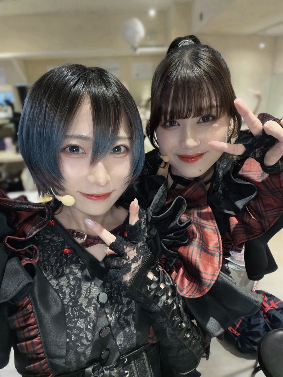 pomberr_ru10's tweet photo. DIZZYREVERSEに加入して4ヶ月！
ファンもメンバーもみんな本当に優しくて大好きだし、このグループに入れてよかったと心から思います😭

グループに誘ってくれて、またステージに立つ機会をくれて本当にありがとうです🔥🔥

もっと成長して、このグループでもっと大きくなれるように頑張ります！！✊🏻 https://t.co/oL7Gj9Jkx8