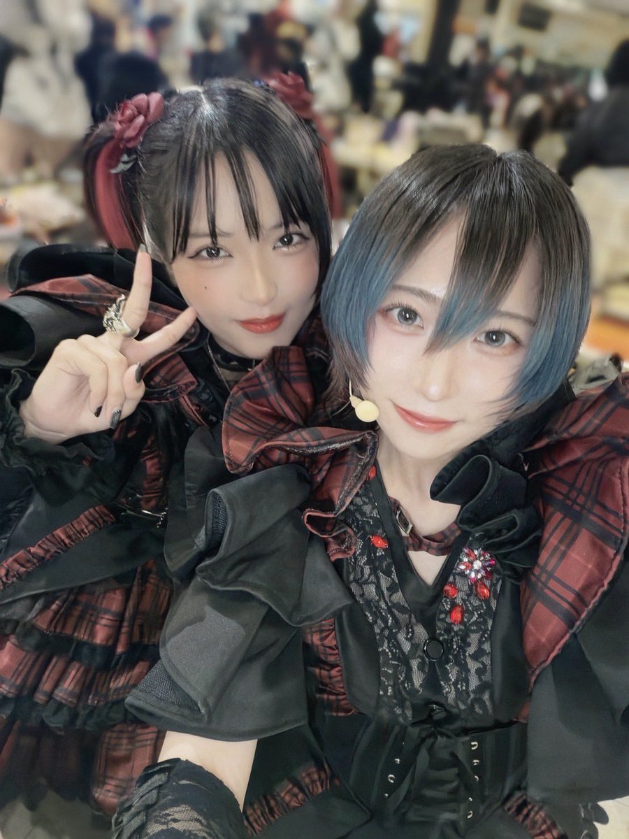 pomberr_ru10's tweet photo. DIZZYREVERSEに加入して4ヶ月！
ファンもメンバーもみんな本当に優しくて大好きだし、このグループに入れてよかったと心から思います😭

グループに誘ってくれて、またステージに立つ機会をくれて本当にありがとうです🔥🔥

もっと成長して、このグループでもっと大きくなれるように頑張ります！！✊🏻 https://t.co/oL7Gj9Jkx8