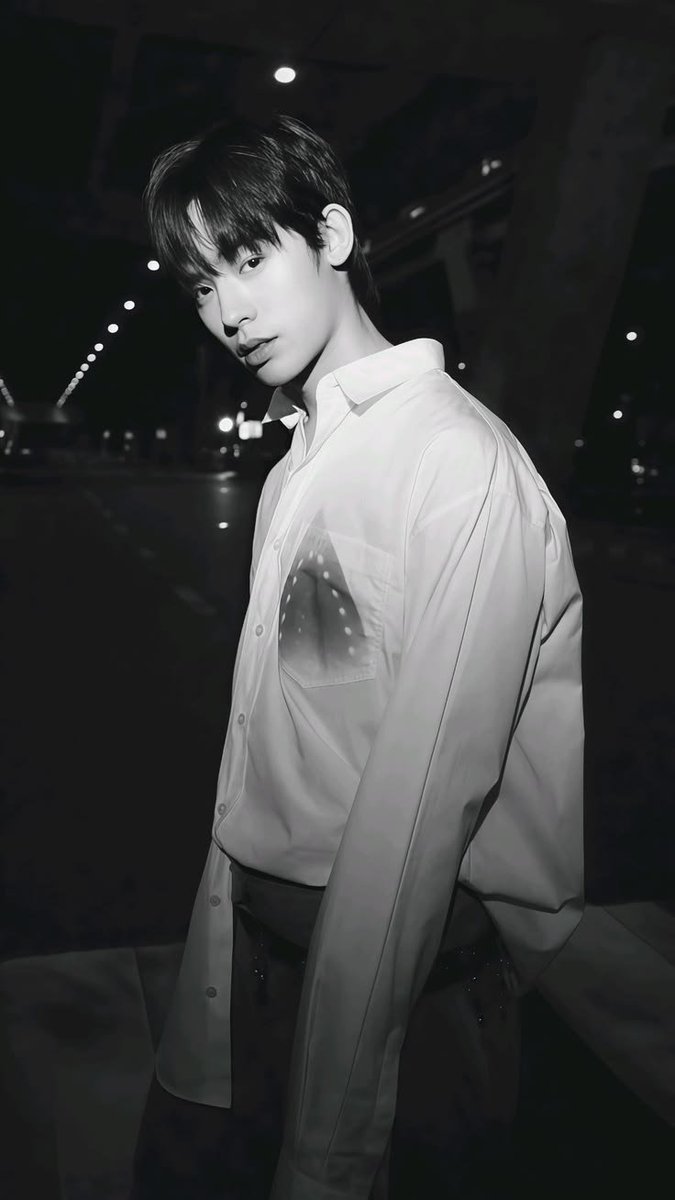 notzasd's tweet photo. PV : 𝗾𝘂𝗲𝗺  𝗌𝖾𝗋𝗂𝖺 𝖾𝗎 𝗌𝖾 𝖾𝗎 𝗇𝖺̃𝗈 𝗍𝗂𝗏𝖾𝗌𝗌𝖾 𝗈𝗌 𝗆𝖾𝗎𝗌 𝘀𝗵𝗮𝗽𝗲𝘀 𝗌𝖾𝗆𝗉𝗋𝖾 𝖼𝗈𝗆𝗂𝗀𝗈 https://t.co/iKlnGYXawG