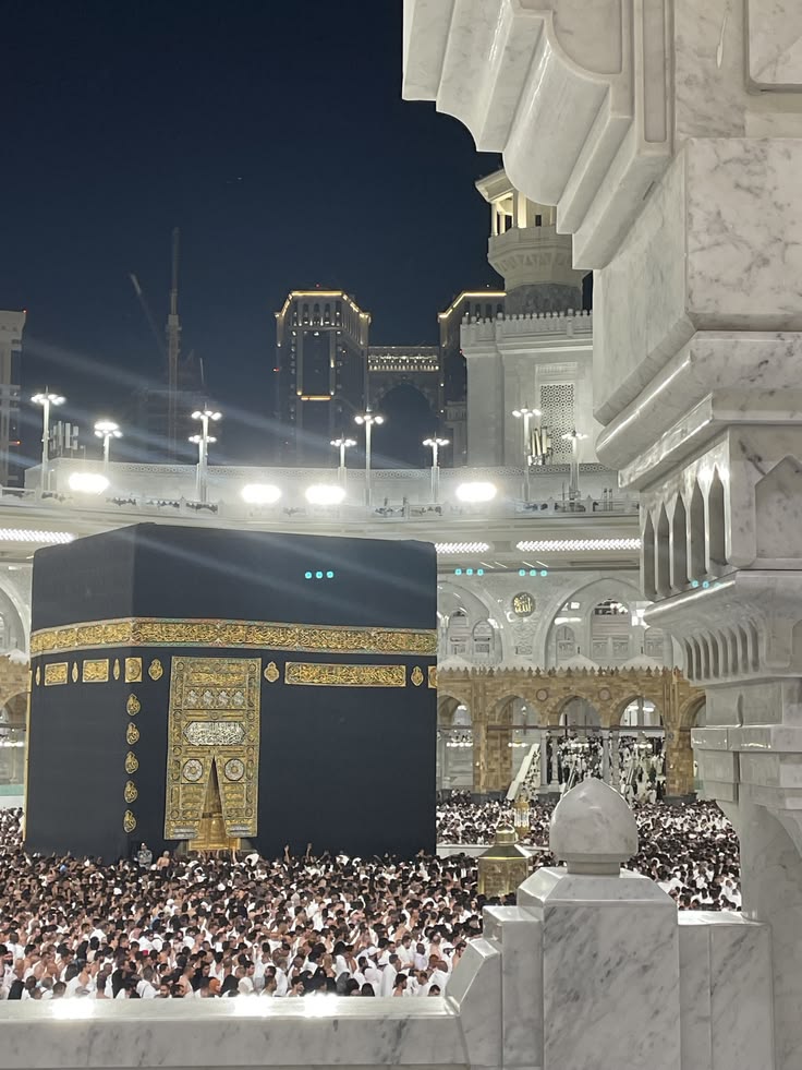 Q_261's tweet photo. Option 1 — بہترین
اللہ تعالیٰ ہمیں بے حیائی، بدزبانی اور برے اخلاق سے محفوظ فرمائے، اور اپنی زبان و کردار کو پاک رکھنے کی توفیق عطا فرمائے۔ آمین 🤲❤️ https://t.co/14b5J0m9ev