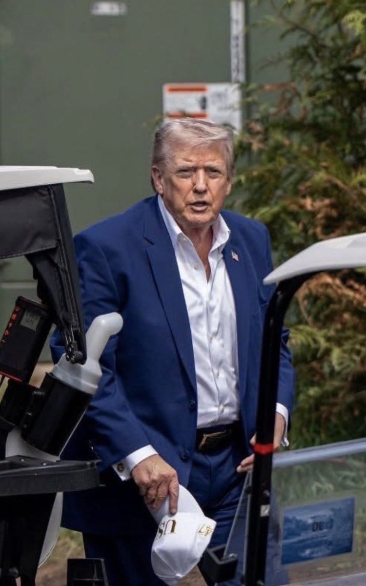 Barontrump1a's tweet photo. Happy Birthday to my dad President Trump! Wishing you continued strength, good health, and many more victories ahead. Enjoy your special day🇺🇸

Follow @Barontrump1a https://t.co/2xwfplgKIK