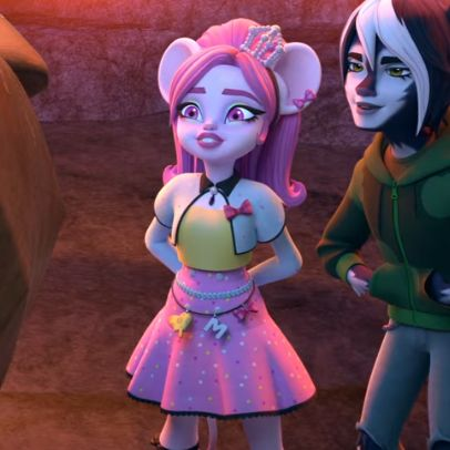 mmitchip's tweet photo. yearning for her doll https://t.co/1CGSLOvUjO