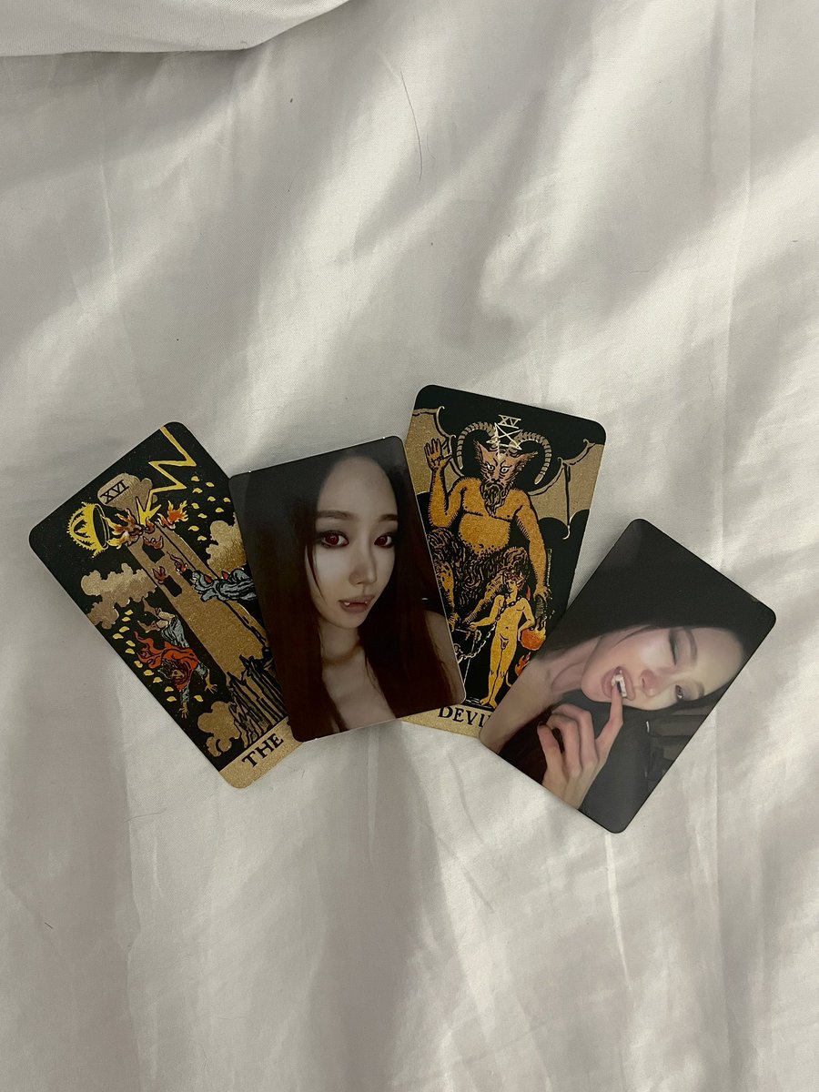 ningphilia's tweet photo. #GISELLE 🧛‍♀️ https://t.co/FdB0u2vQGn