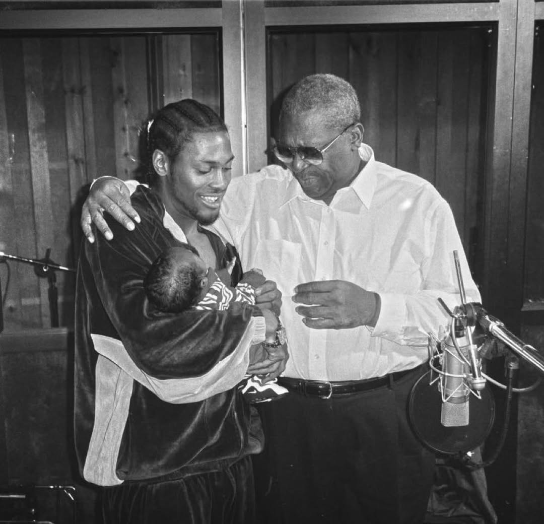 Harmony_Holiday's tweet photo. D'Angelo, BB King, and new life https://t.co/9pvBahSnLt
