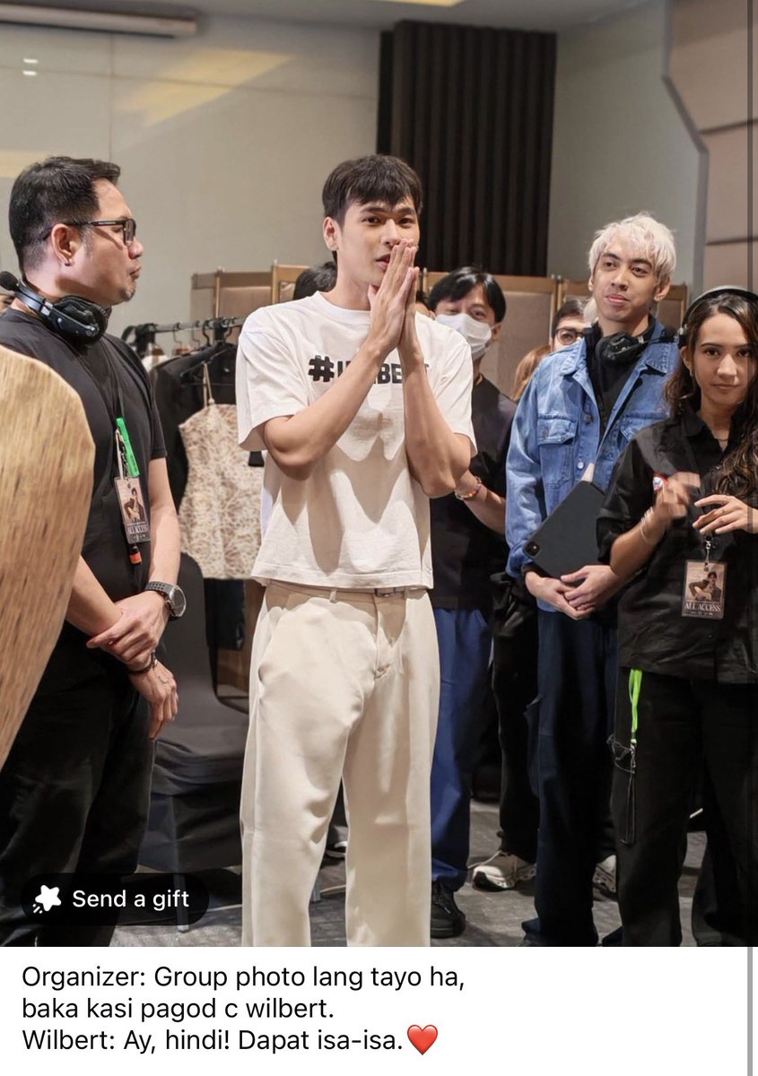 wilbeyourss's tweet photo. “dapat isa-isa” 🤧 bruh like :(((((( the sweetest actually https://t.co/DqJAGYKvEG