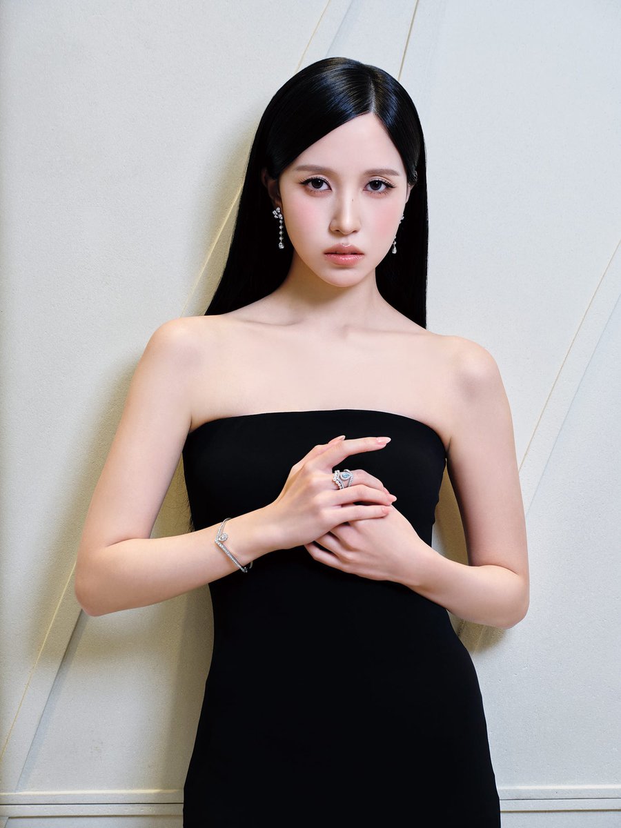 godmitzu's tweet photo. MINA FOR CHAUMET &amp; ELLE JAPAN OH MY GOD?? https://t.co/xAFF1oL63o