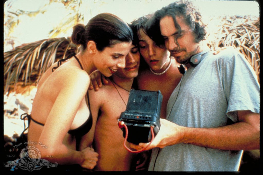 welcome_jpeg's tweet photo. behind the scenes of ‘y tu mamá también’ (2001) https://t.co/rXldUd3D52