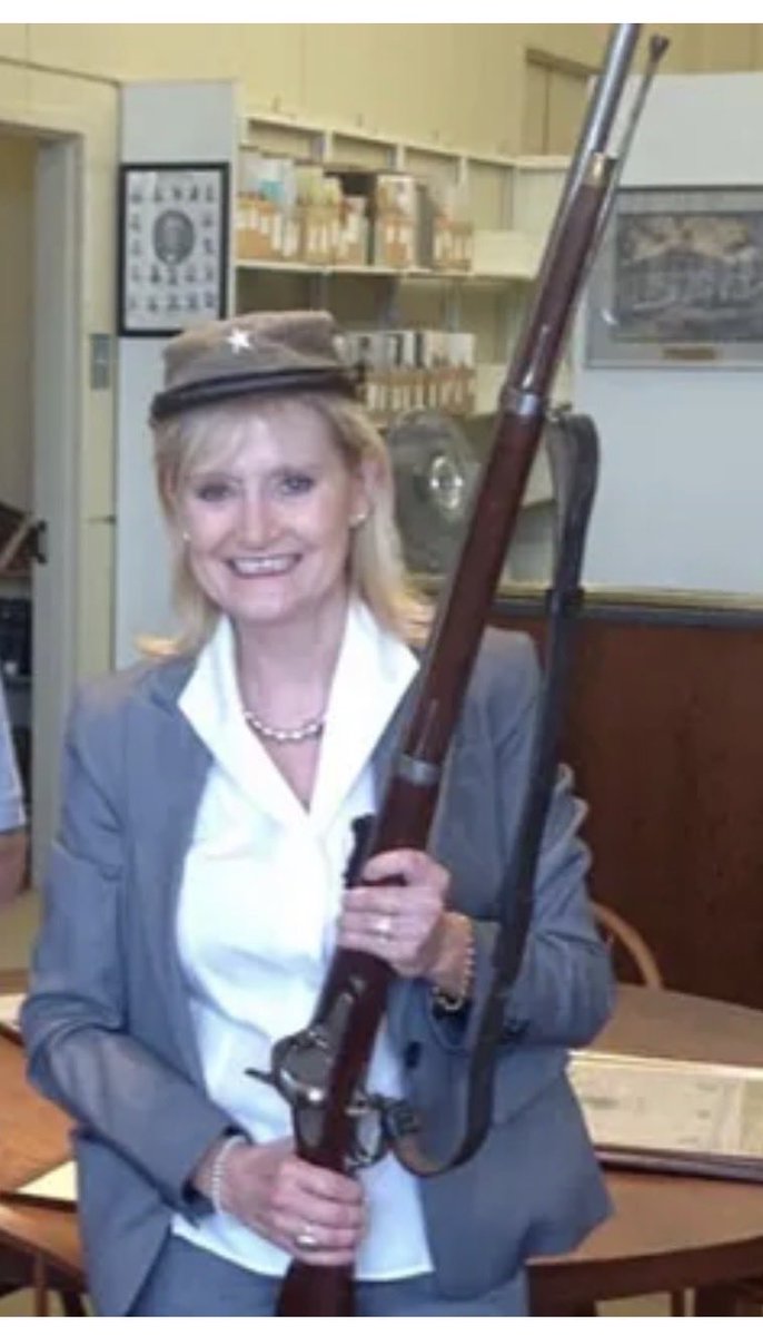 ewindham3's tweet photo. @FeistyLibLady @valhuntbeauty Cindy Hyde-Smith a Proud Graduate of Segregation Private Schools 

She’s nicknamed Confederate Cindy here’s real pic she’s proudly wearing her Confederate Grays @BeauvoirBiloxi 
Jefferson Davis Home https://t.co/CeeQdBO45I